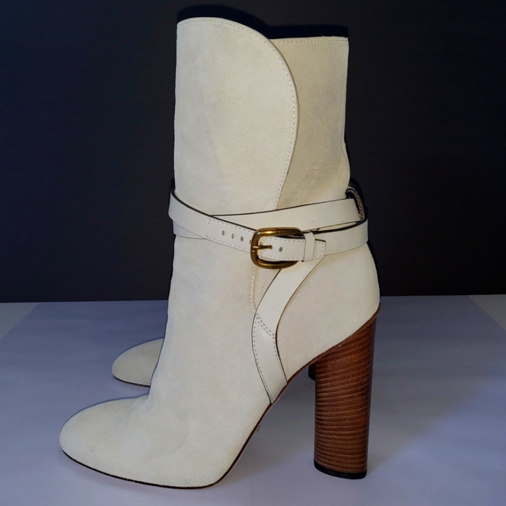 SOLD❤️🌼GUCCI Abigail Suede ankle Boots RARE & STUNNING - Picture 1 of 15